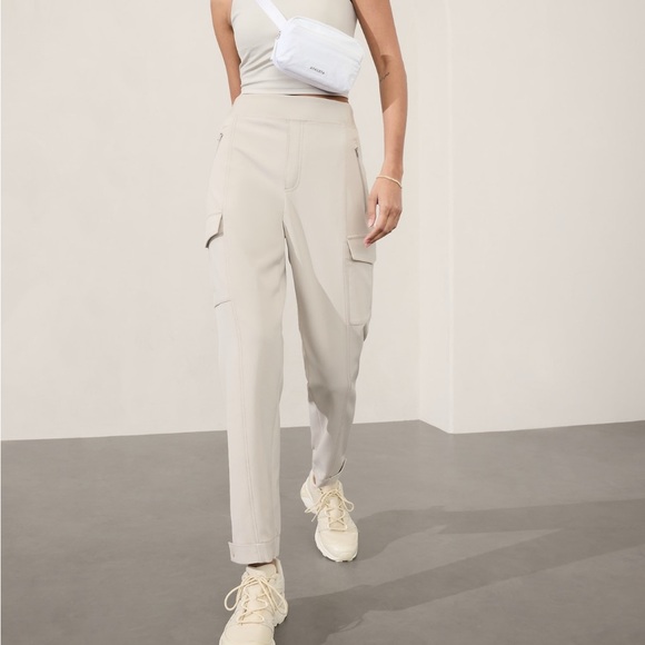NWT Athleta Endless Cargo Pant - Picture 1 of 11